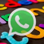 come cambiare font su WhatsApp