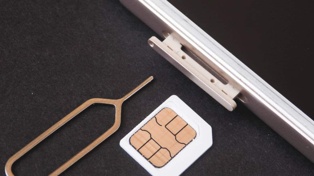 come salvare la rubrica di iPhone slot SIM