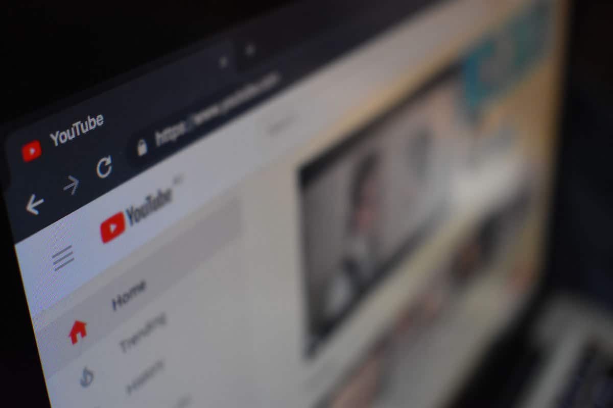 come registrare una leziona per studenti su PC YouTube